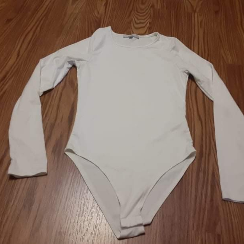 🇺🇲$8or5/$20🇺🇲 bodysuit